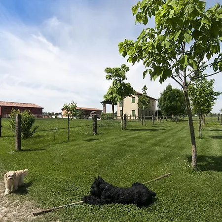 Feriegård Santa Barbara *