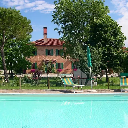 Feriegård Santa Barbara *